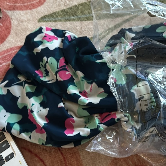 IMAN Blue Floral Chic Surplice Mesh Bodycon Dress PLUS 2X - Picture 2 of 3